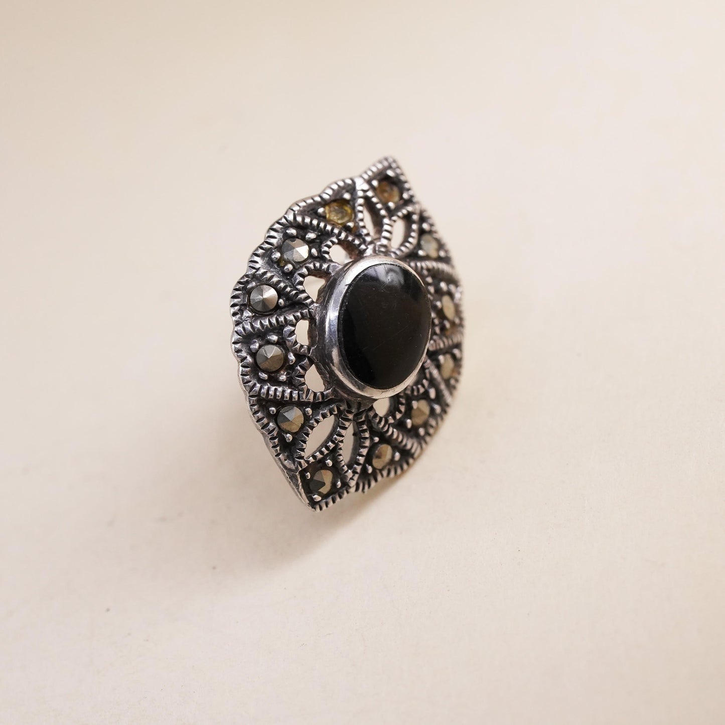 VTG Sterling 925 silver handmade stud with onyx and marcasite, single earring