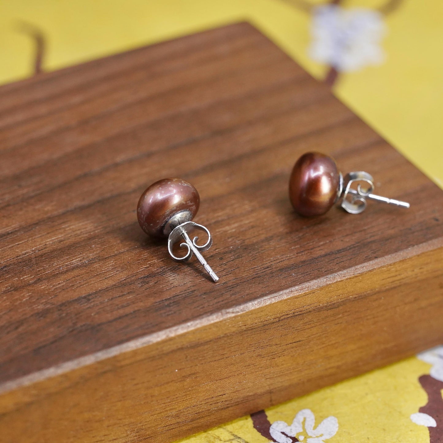 8mm, Vintage 925 Sterling silver handmade studs earrings bronze tone pearl