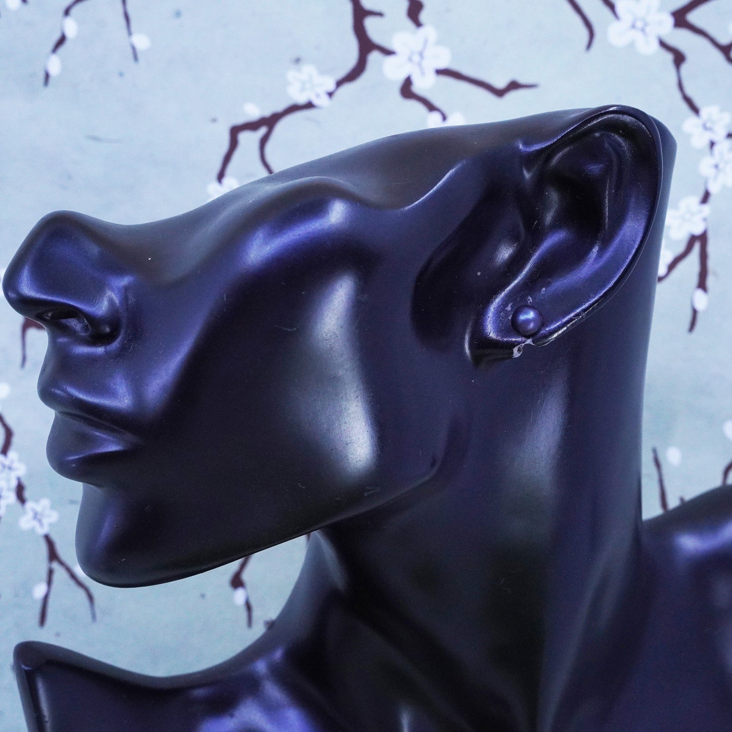 Vintage sterling silver earrings, 925 studs with black pearl