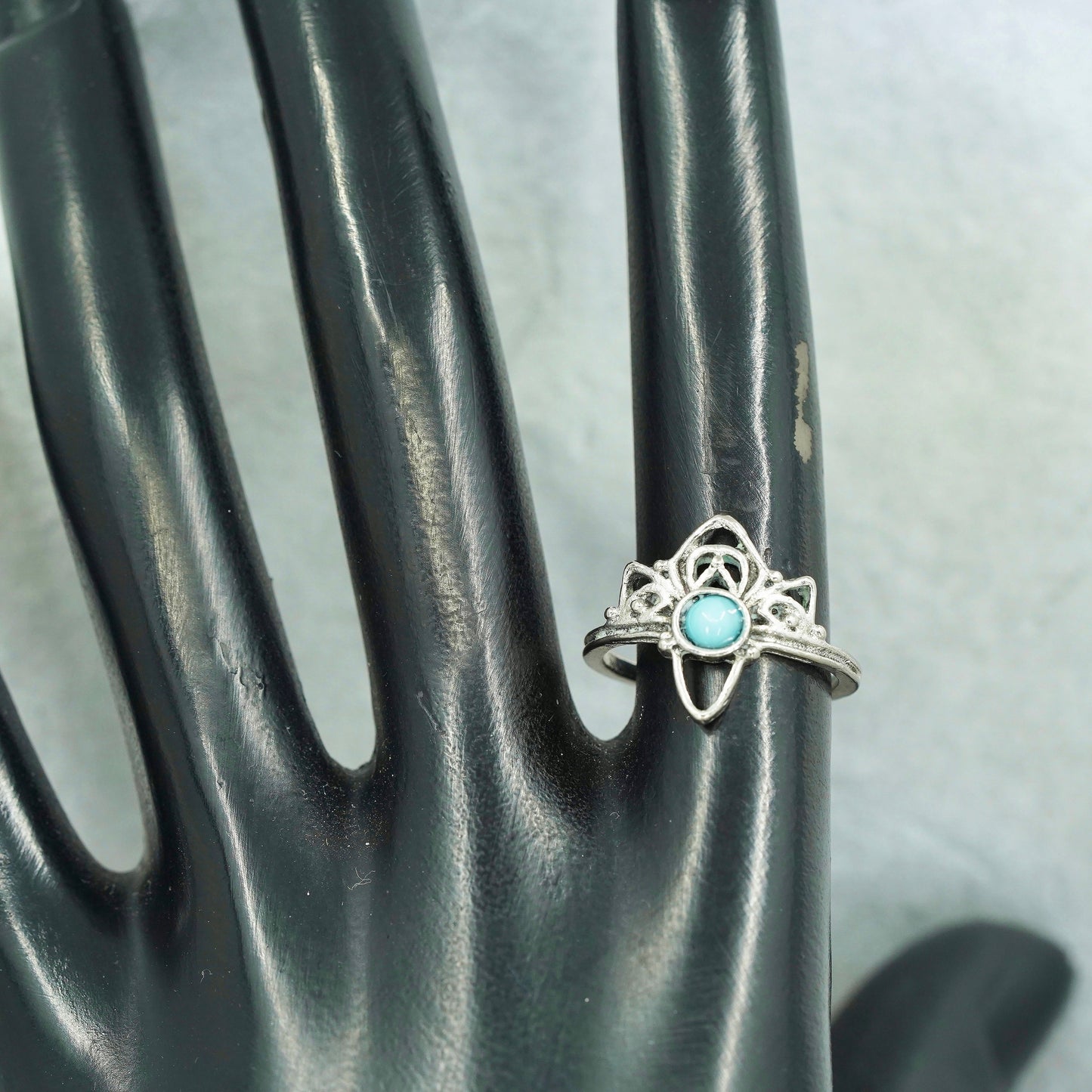 Size 7, vintage Sterling 925 silver handmade ring with Larimar