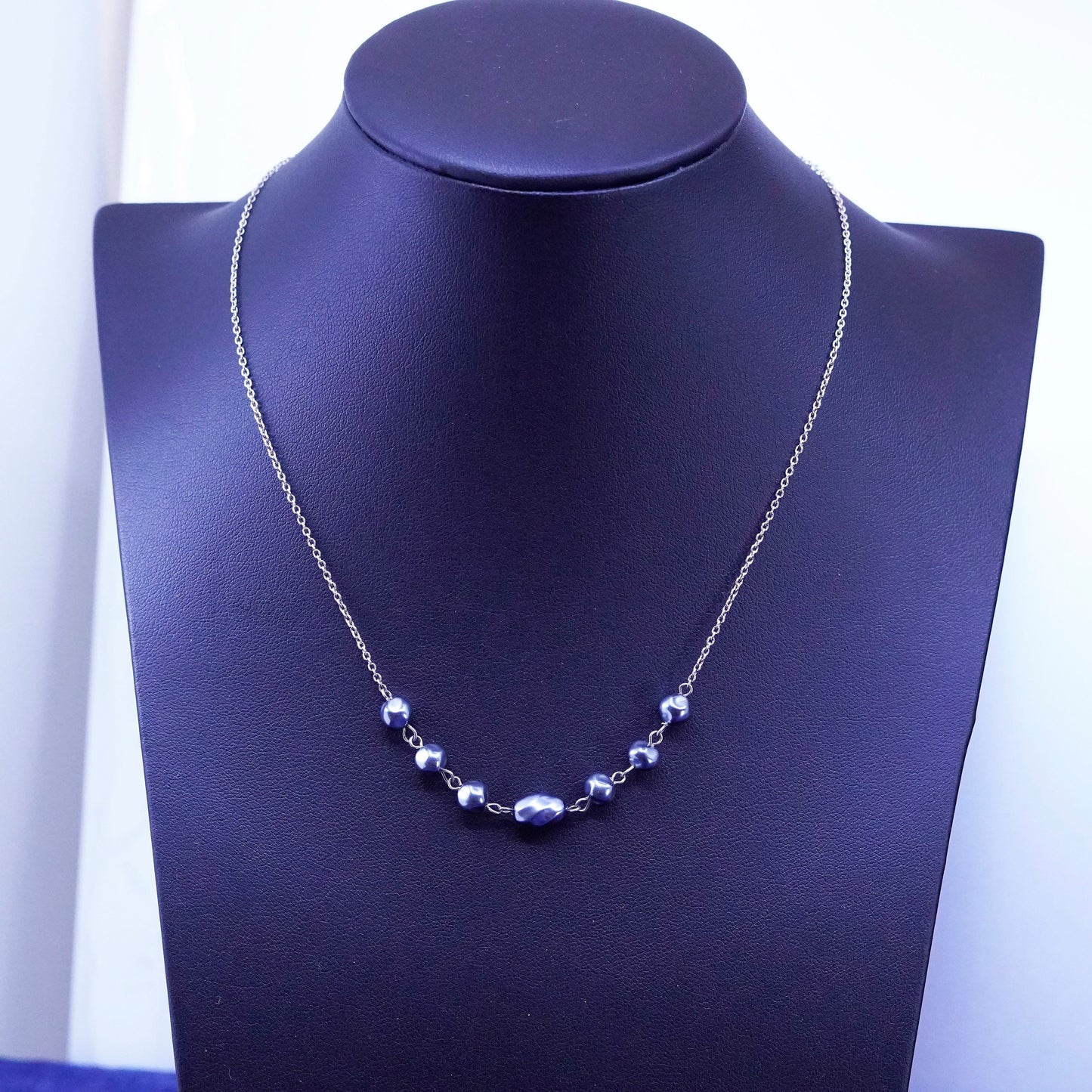 16”, vintage Sterling silver necklace, 925 circle chain w/ black pearl pendant