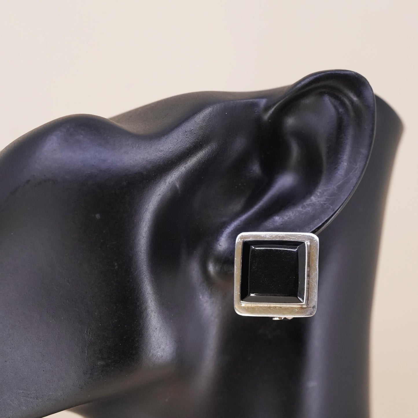 Vintage Mexican sterling silver single earring, 925 silver square clip on onyx