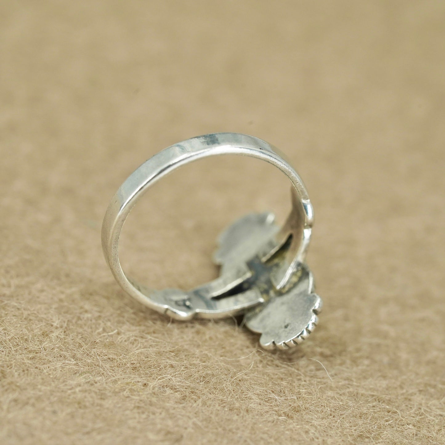 Size 4.5, Native American navajo Bell post Sterling 925 silver ring turquoise