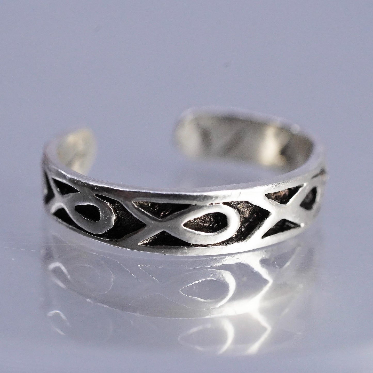 Size 3, 925 Sterling Silver Fish Motif Open Band Ring, Oxidized Fish Band