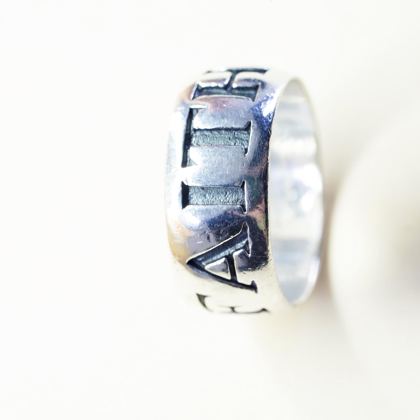 Size 6, vintage Sterling 925 silver handmade relief Faith ring band