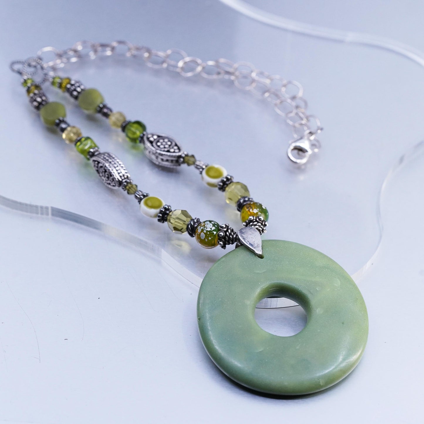 19" Sterling 925 silver flatten oval chain necklace jade looking rubber pendant