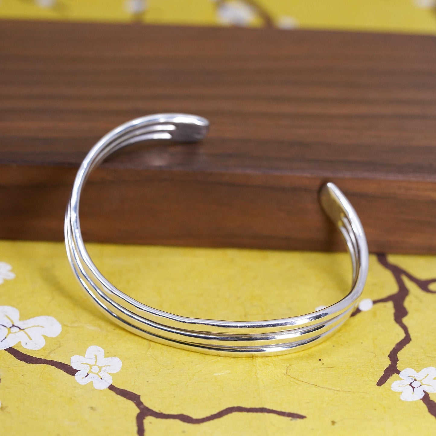6.75", southwestern Sterling silver handmade bracelet, modern 925 wavy cuff