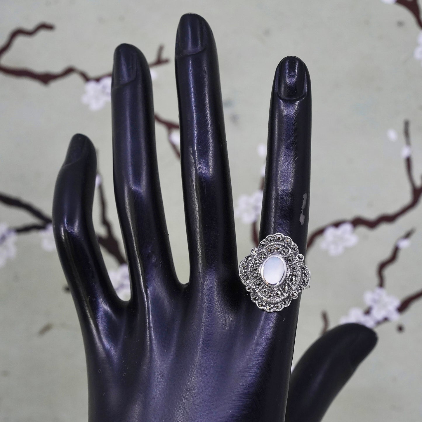 Size 8.25, sterling silver Southwestern 925 ring mother of pearl and marcasite