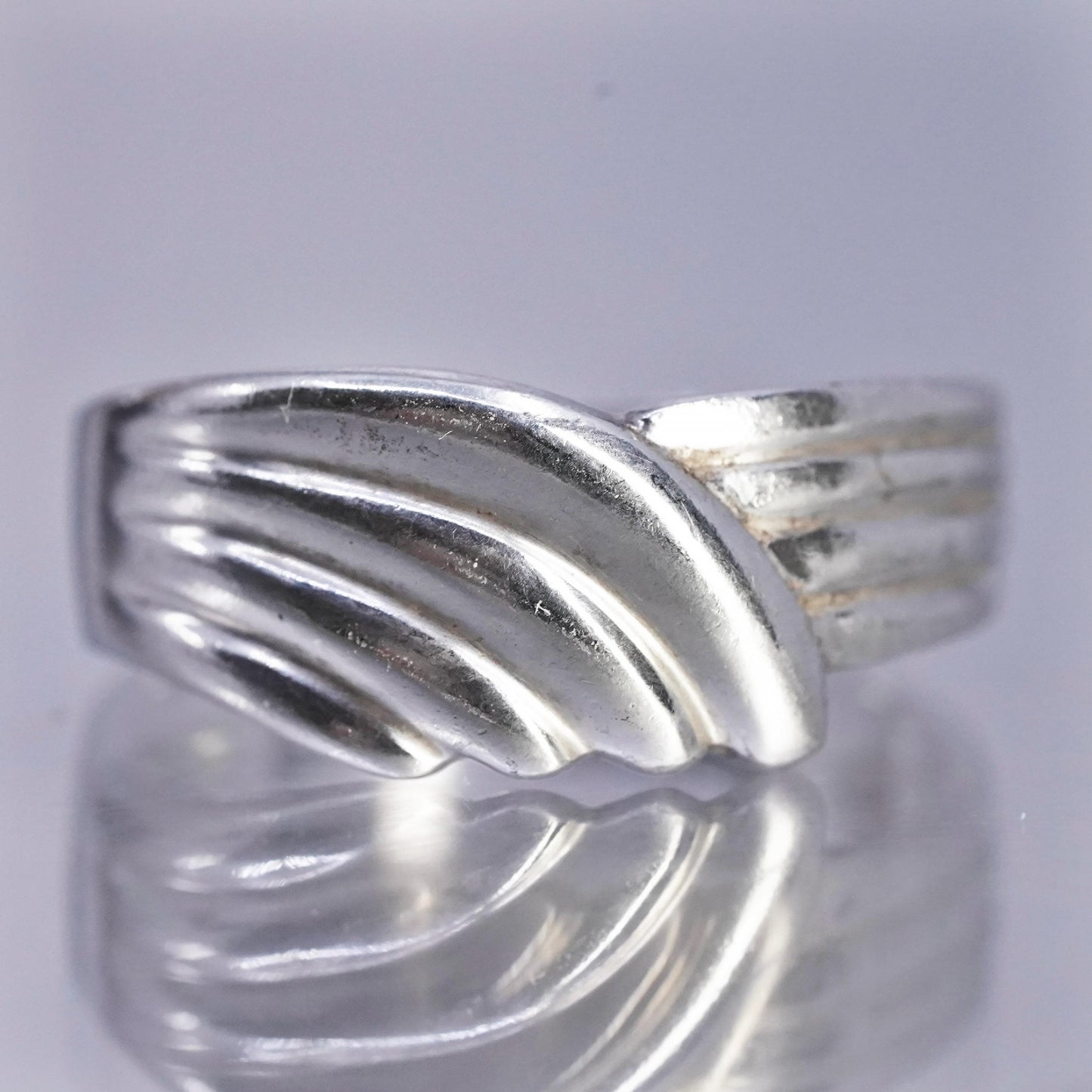 Size 7.25, vintage Sterling 925 silver handmade ring, modern ribbed band