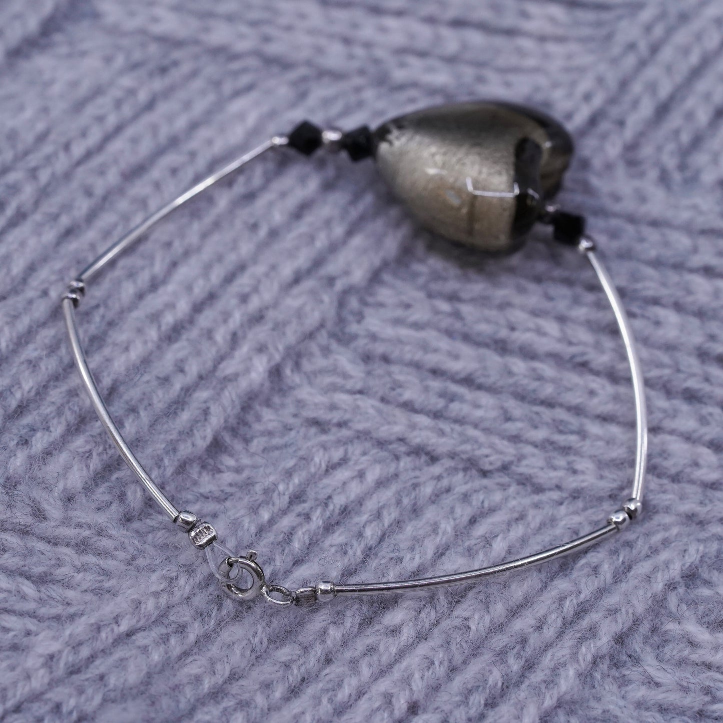 6.5", Vintage sterling 925 silver bracelet with foiled glass heart charm