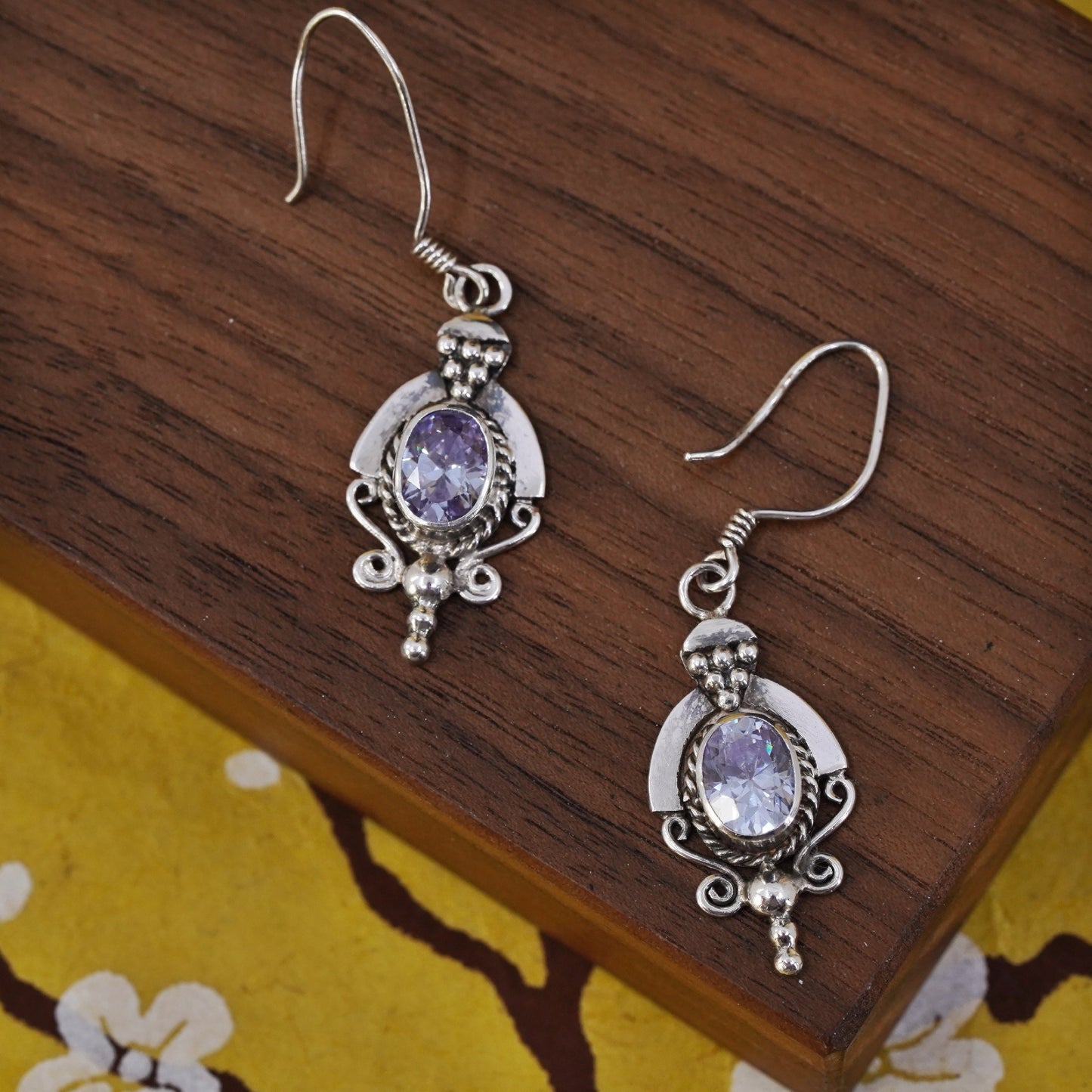 Vintage Sterling silver handmade earrings, 925 bali with oval amethyst