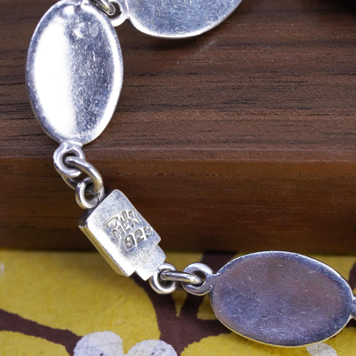 7", Mexican Taxco Sterling 925 silver bracelet multi color oval cat’s eye