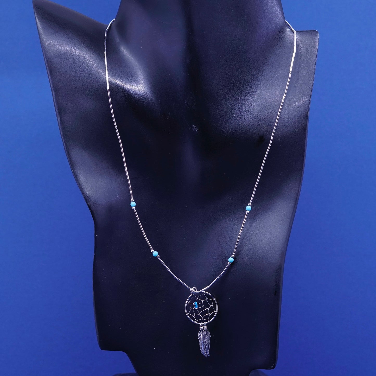 18”, Native Navajo Sterling 925 liquid silver chain turquoise N feather pendant
