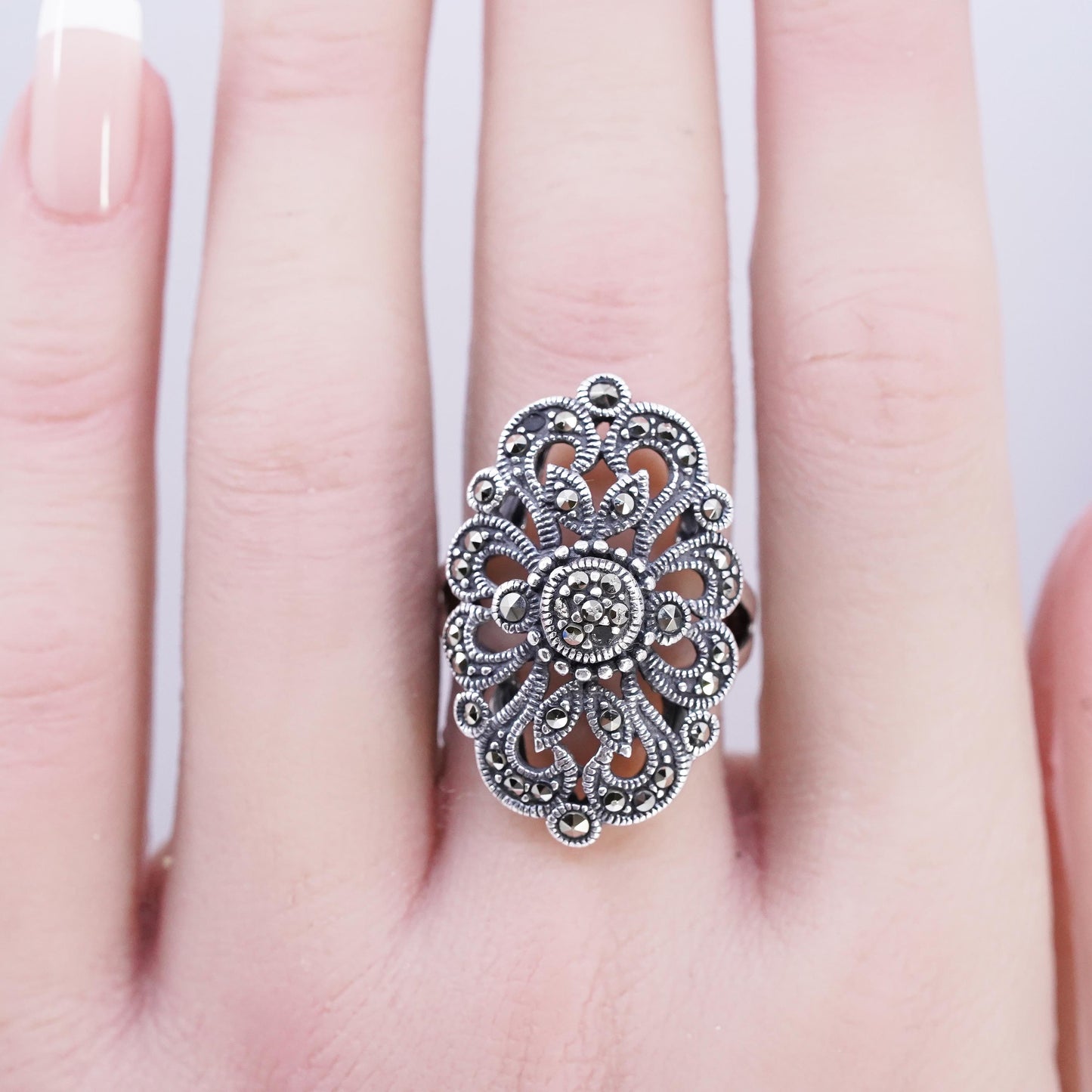 Size 7, southwestern Sterling 925 silver ring, filigree band cluster marcasite