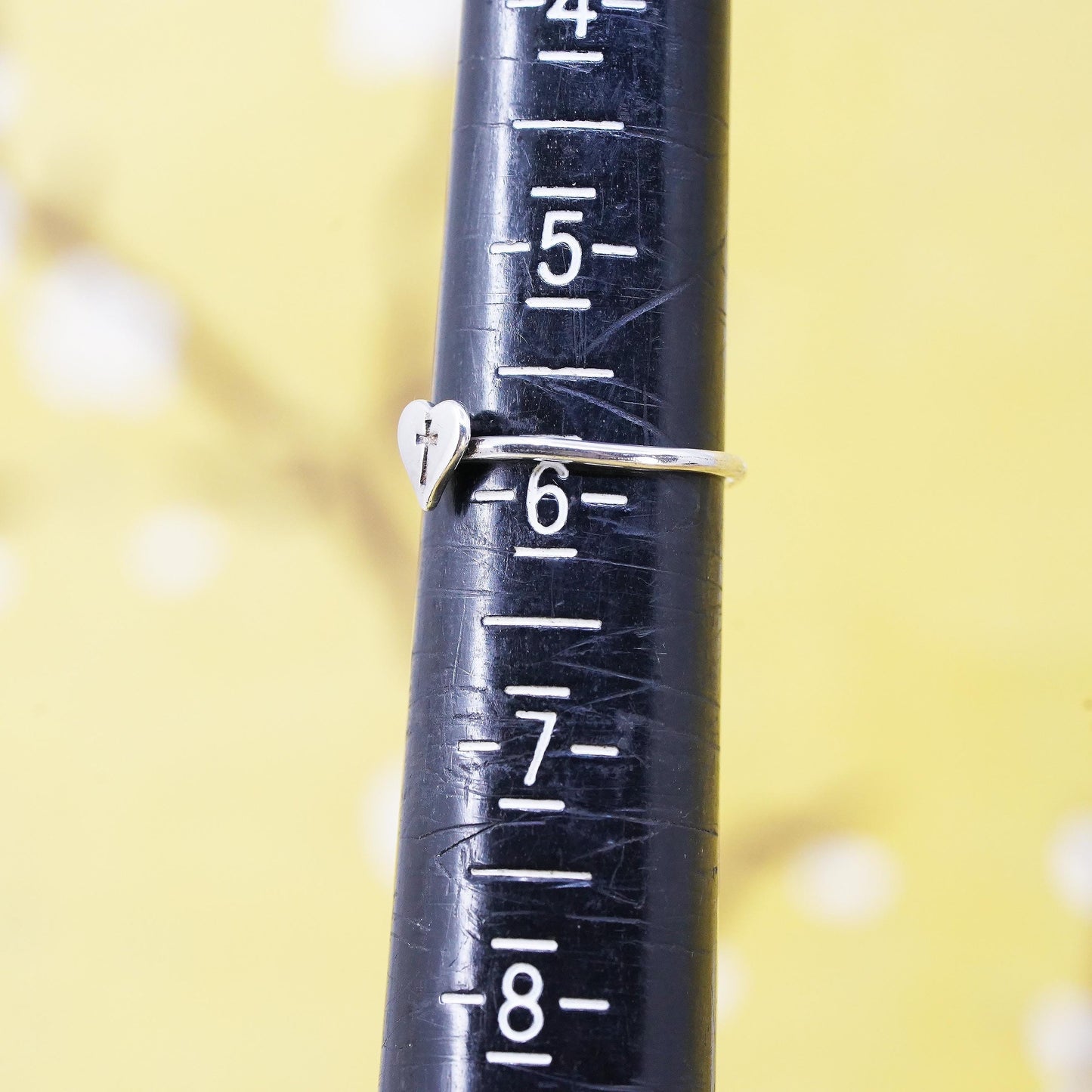Size 5.75, VTG sterling silver handmade ring, heart 925 stackable band cross