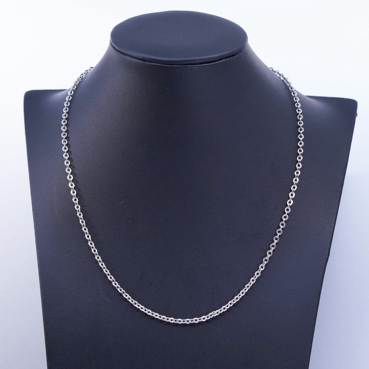 18” 3mm, vintage Italian Sterling 925 silver flatten circle chain necklace