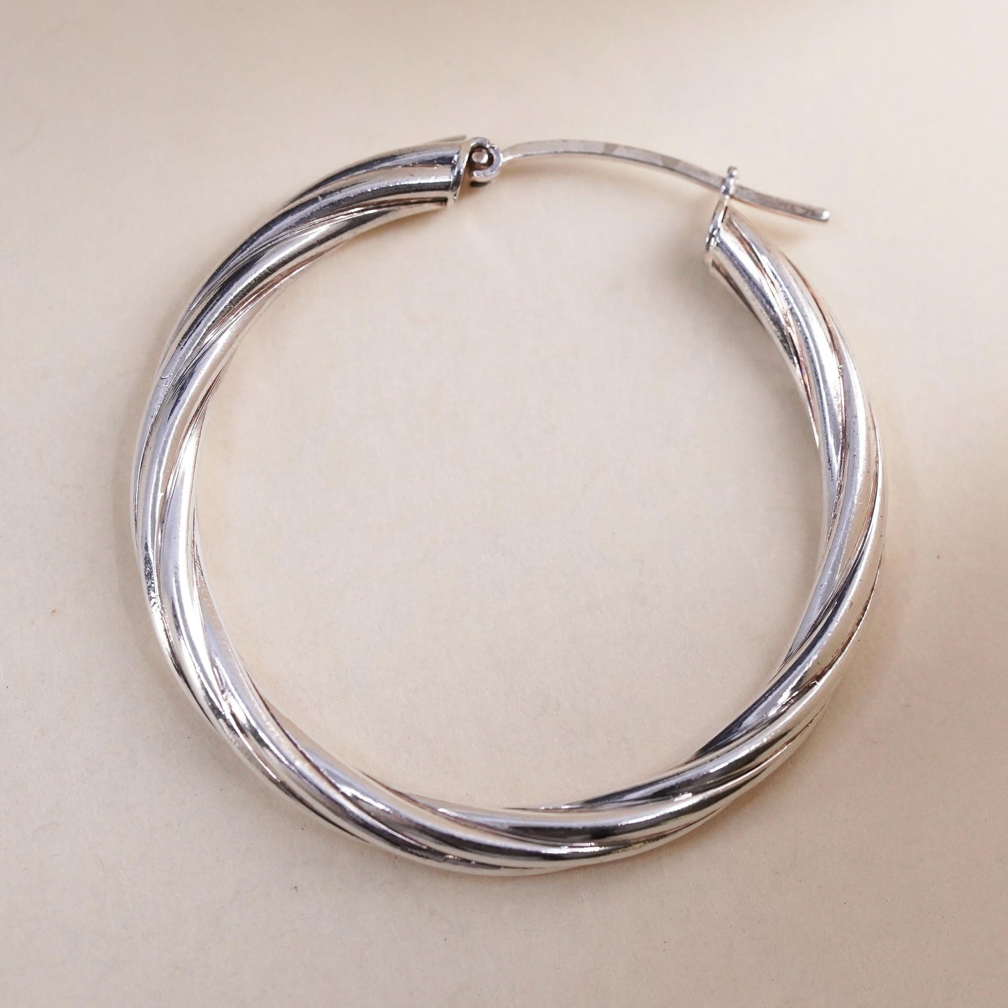 1.25", VTG Italian sterling silver loop single earring, twisted textured hoop