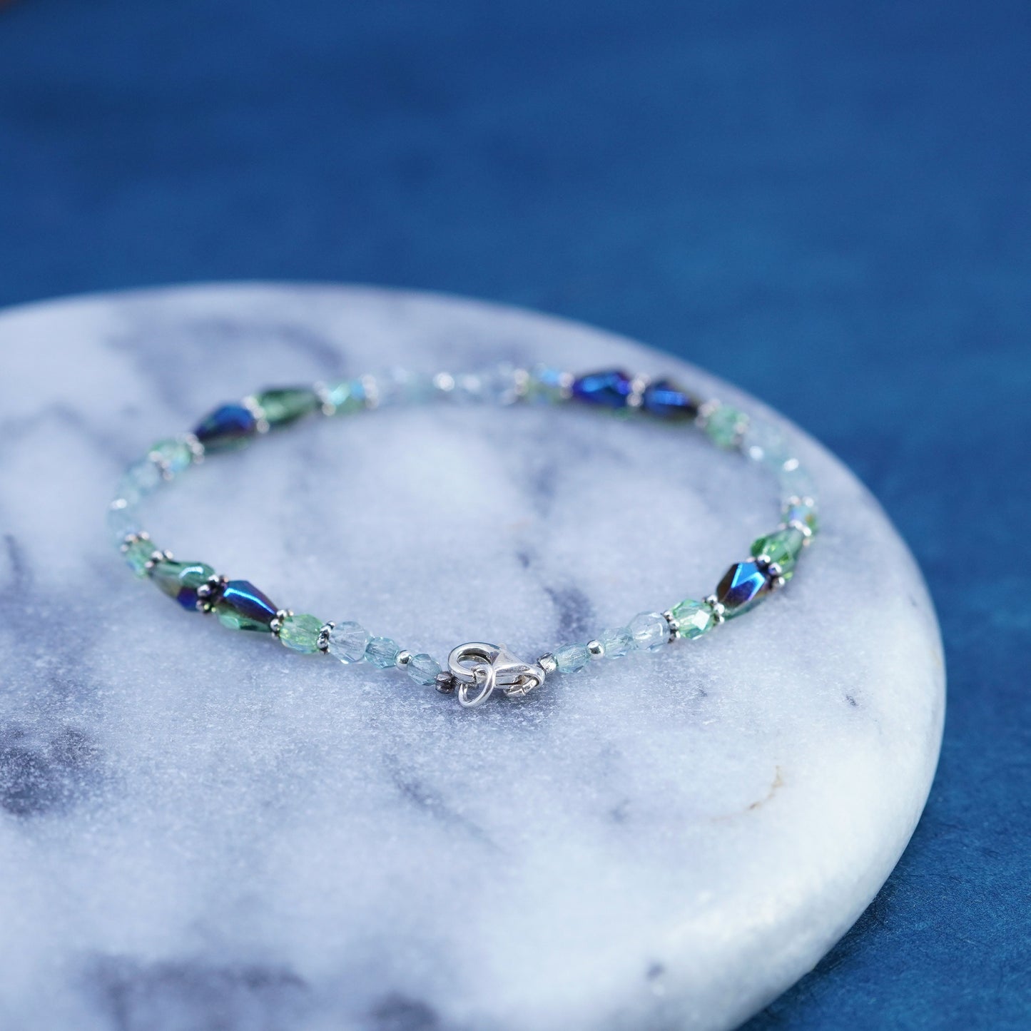 7.5”, vintage sterling 925 silver handmade bracelet with green crystal