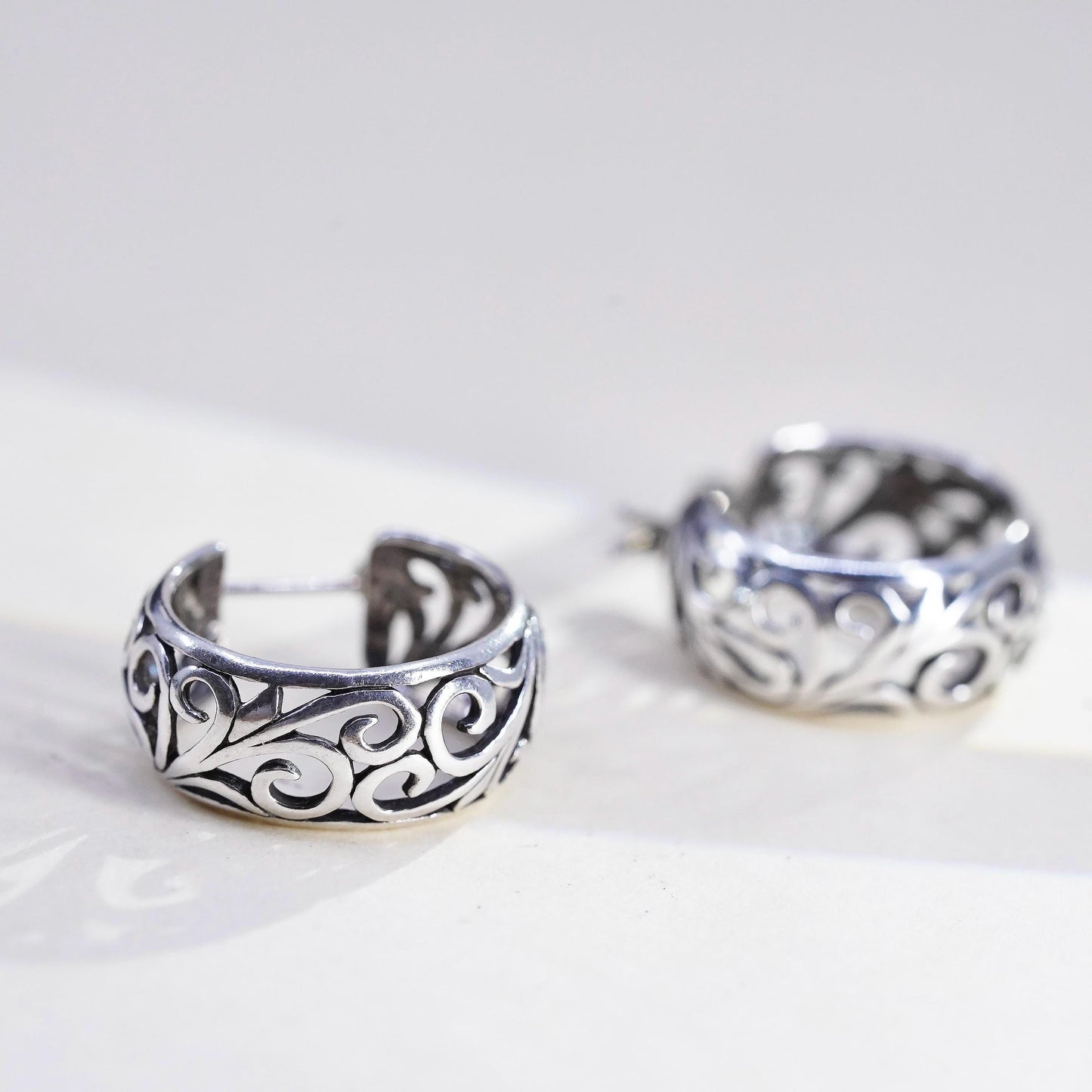 0.75", Vintage sterling silver loop earrings, filigree hoops