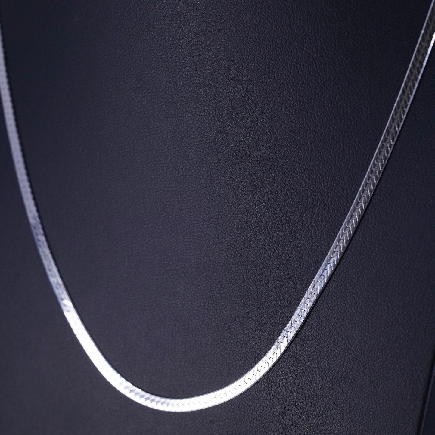20” 3mm, vintage Italian Sterling 925 silver herringbone chain necklace