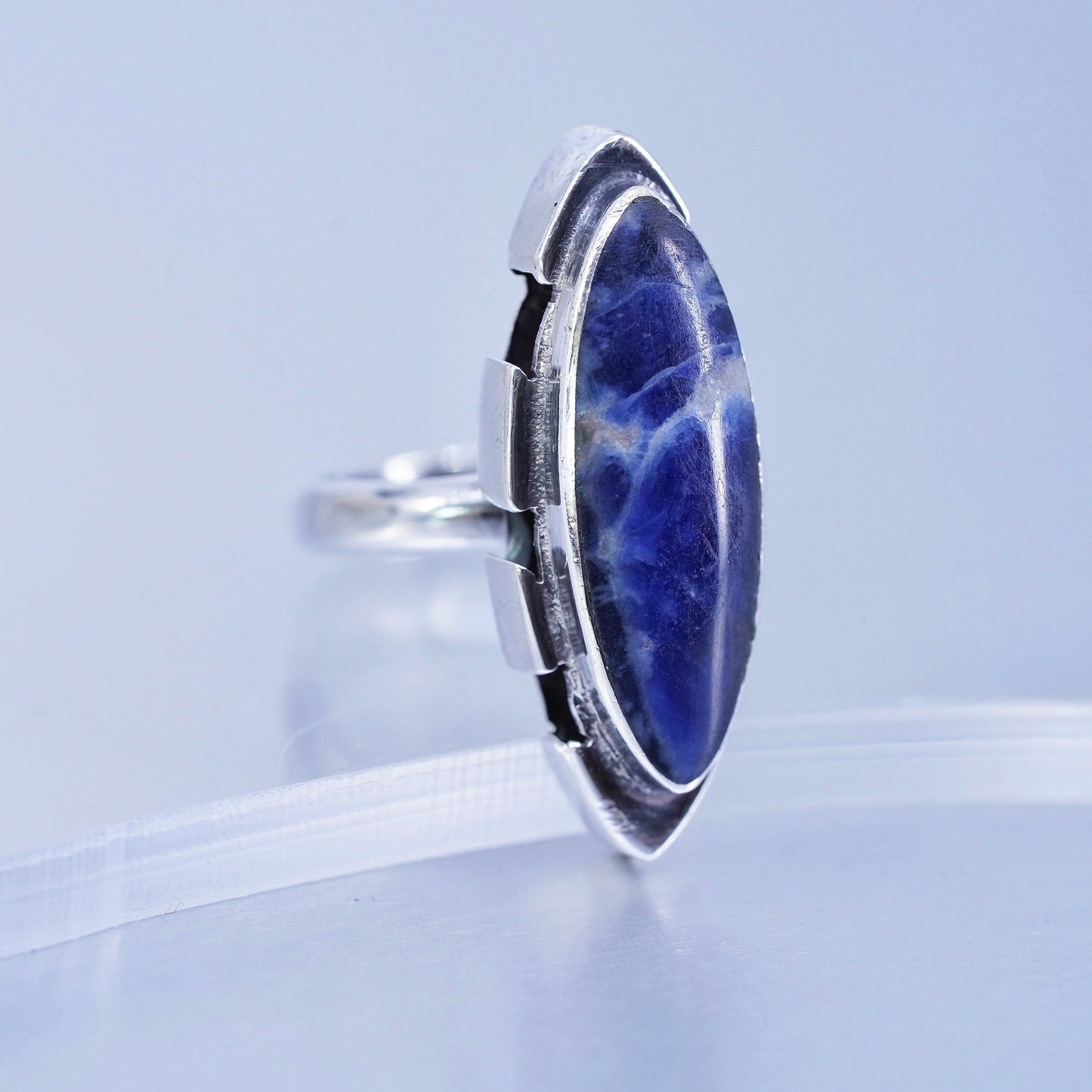 Size 8, vintage taxco Come Sterling 925 silver handmade ring with sodalite
