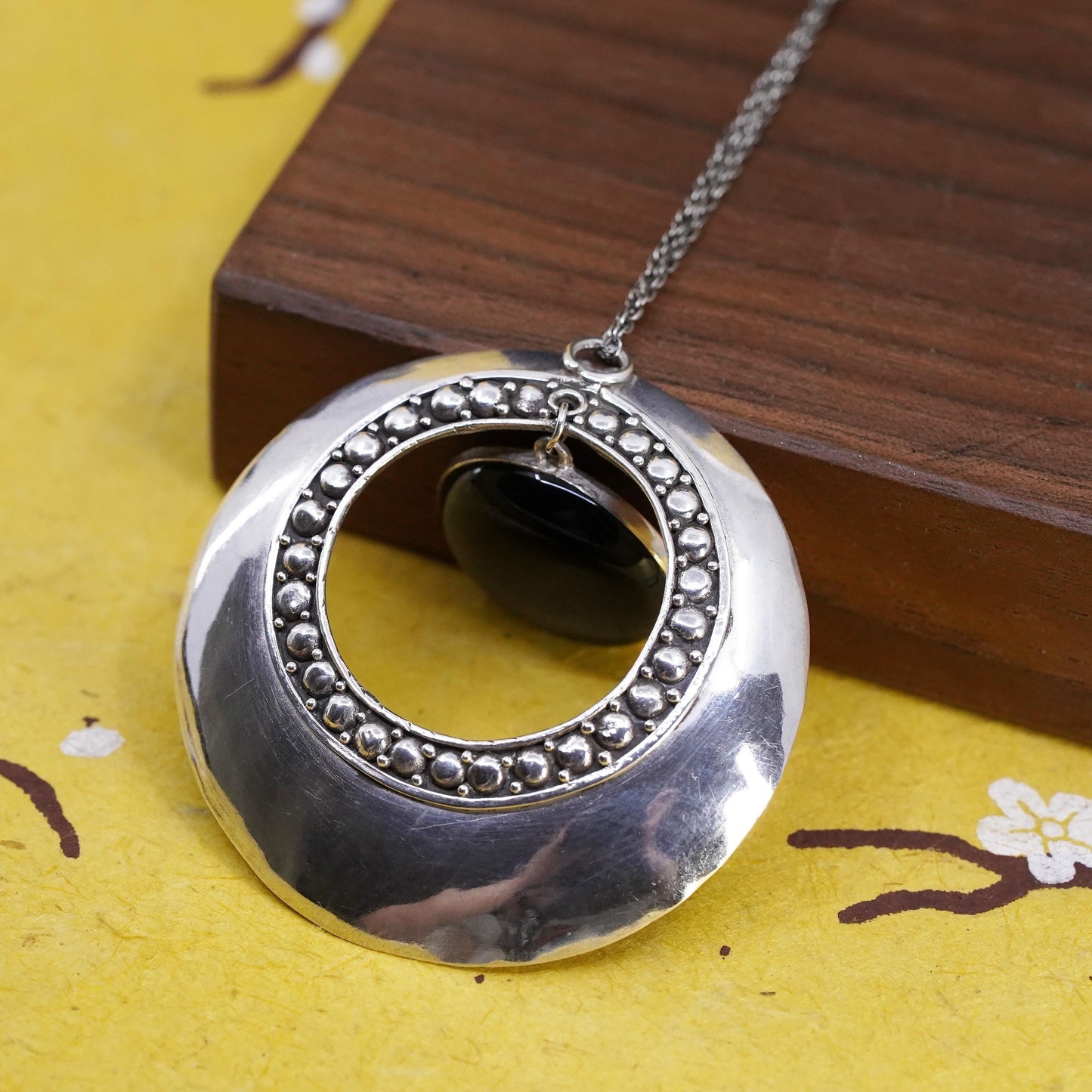 18” sterling silver 925 Singapore rope necklace circle disc pendant onyx