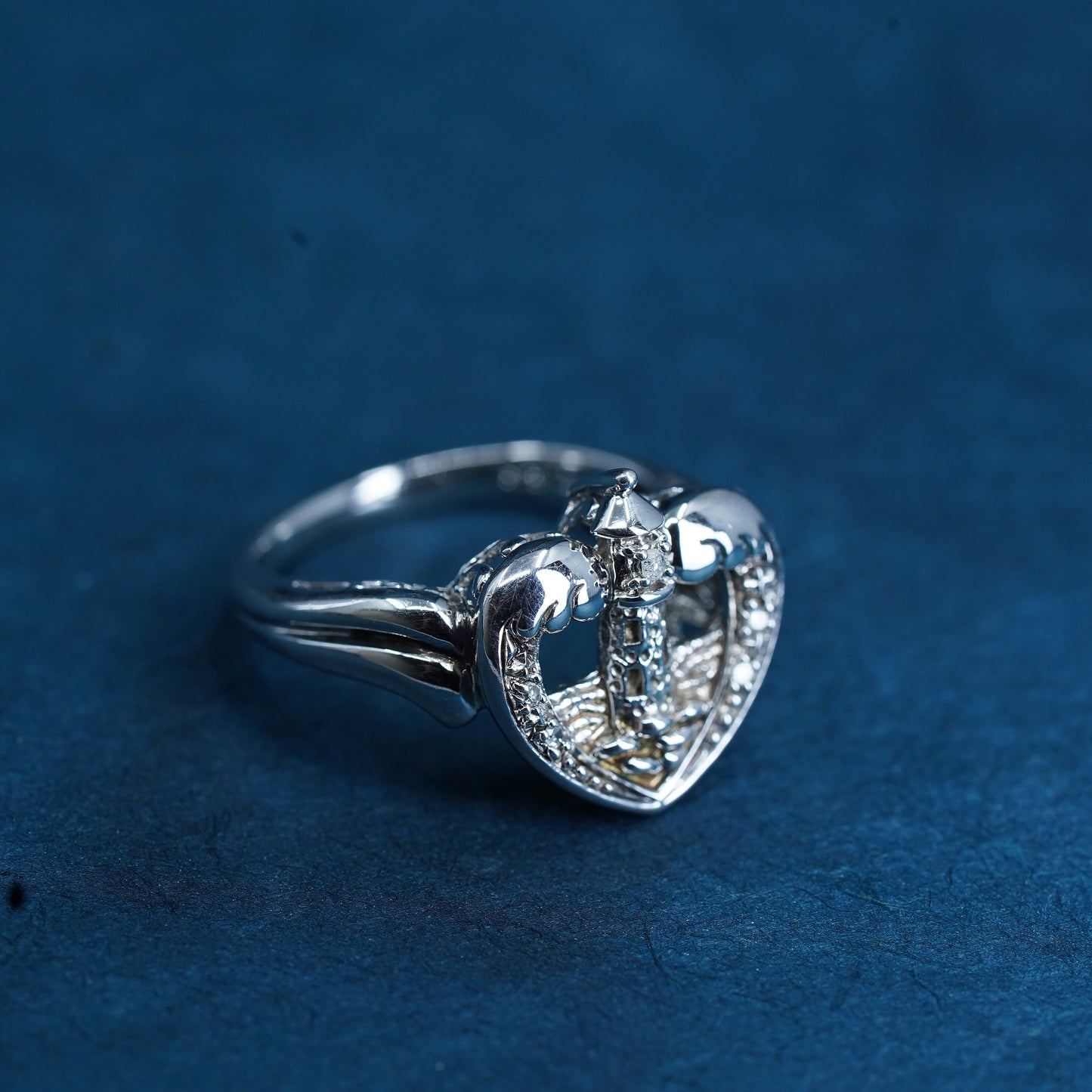 Size 7, vintage Sterling 925 silver lighthouse ring w/ cluster genuine diamonds