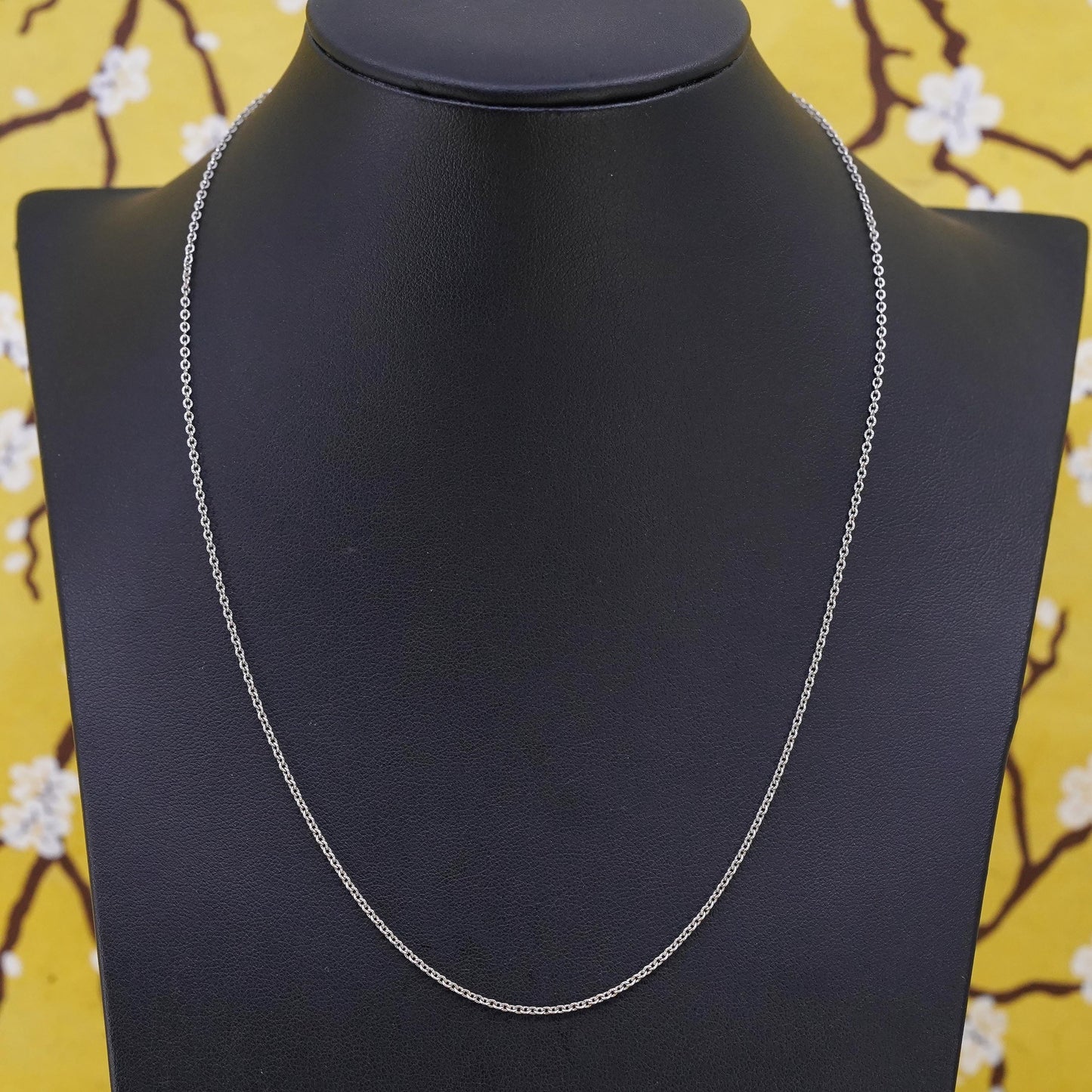 18", 1mm, vintage Sterling silver necklace, Italy 925 circle chain