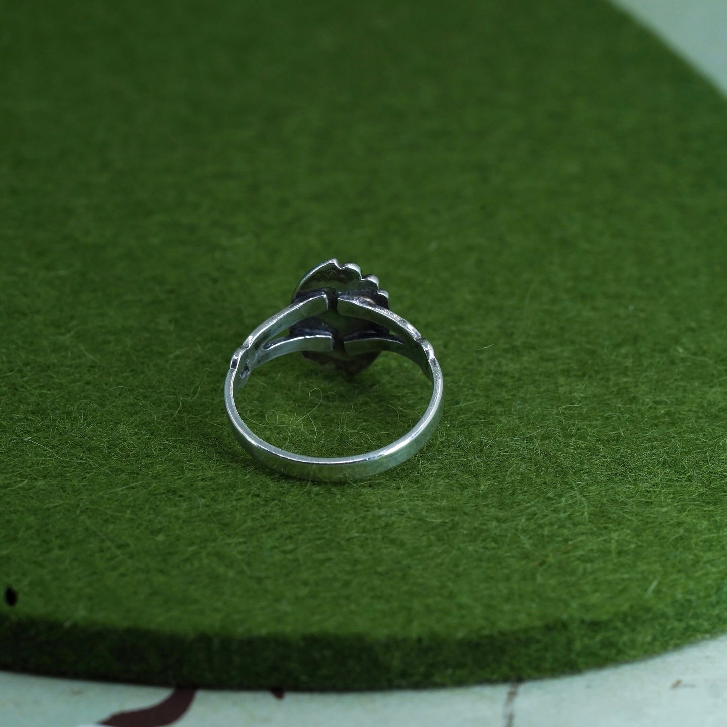 Size 6.5, Native American bell post sterling silver ring, 925 band turquoise