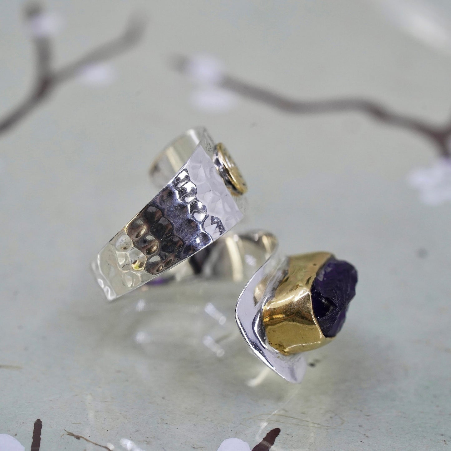 Size adjustable, VTG two tone sterling 925 silver wrap band ring with amethyst