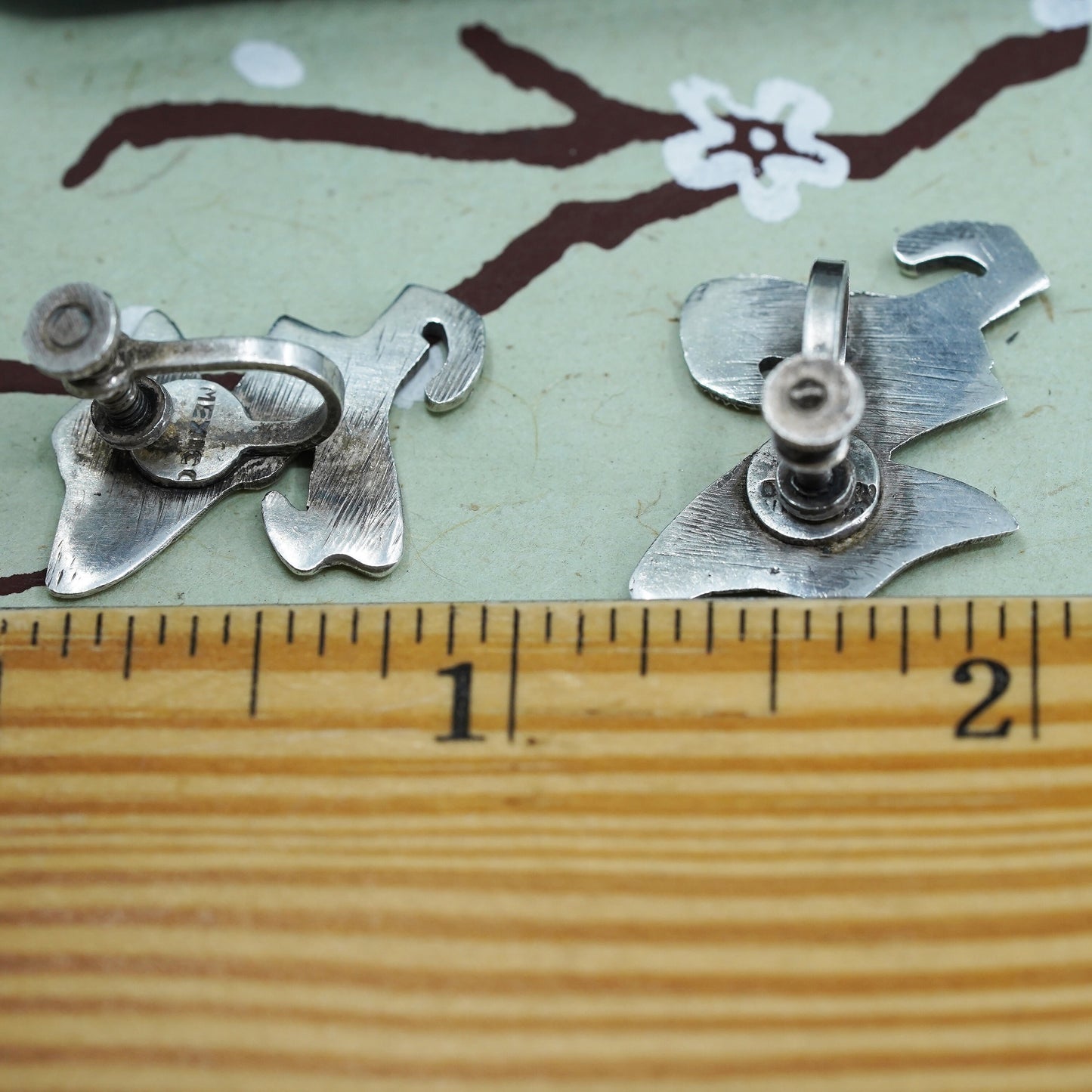 Mexican Sterling silver earrings, 925 screw back earrings with Sombrero costume