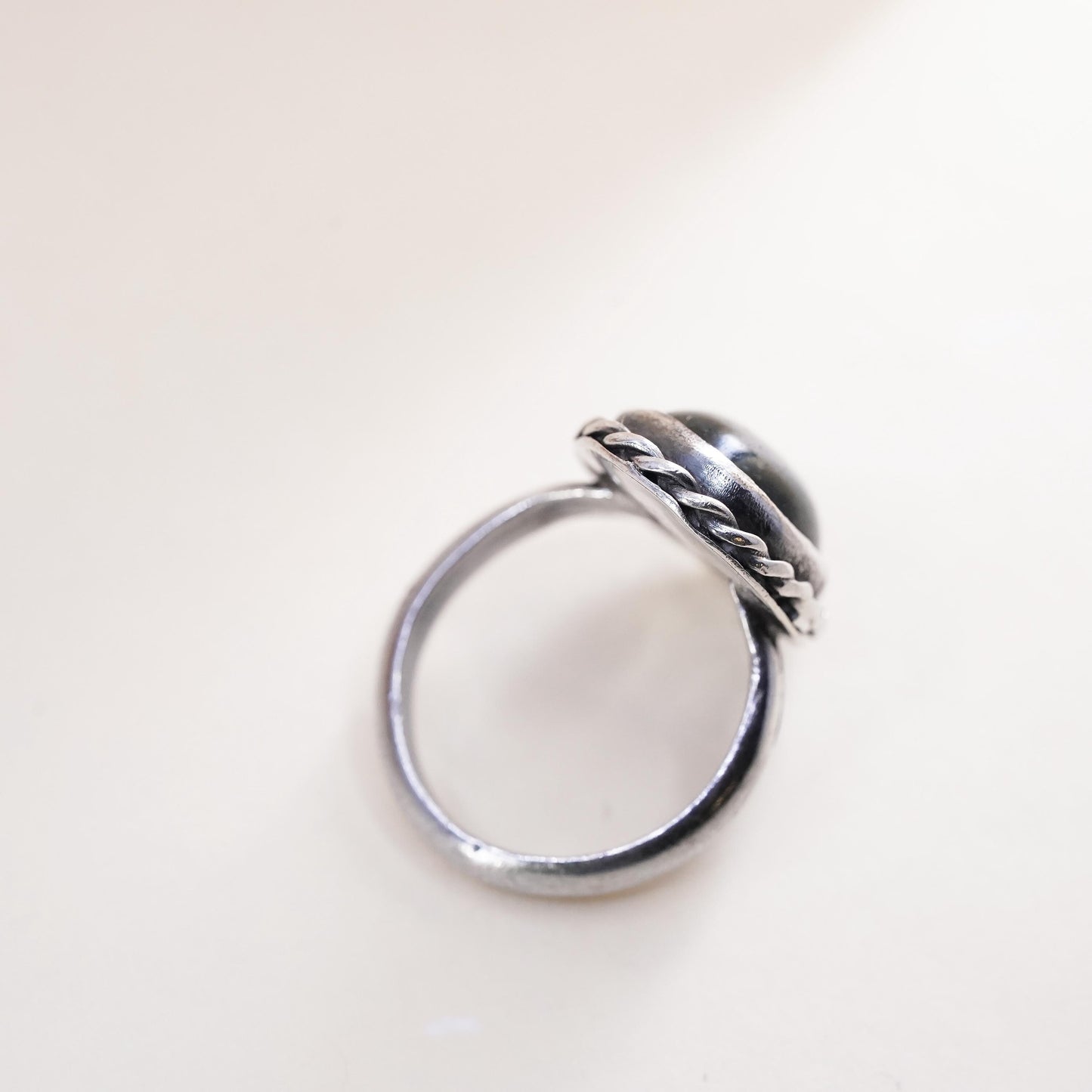 Size 4.5, Vintage sterling 925 silver handmade ring with bloodstone and cable