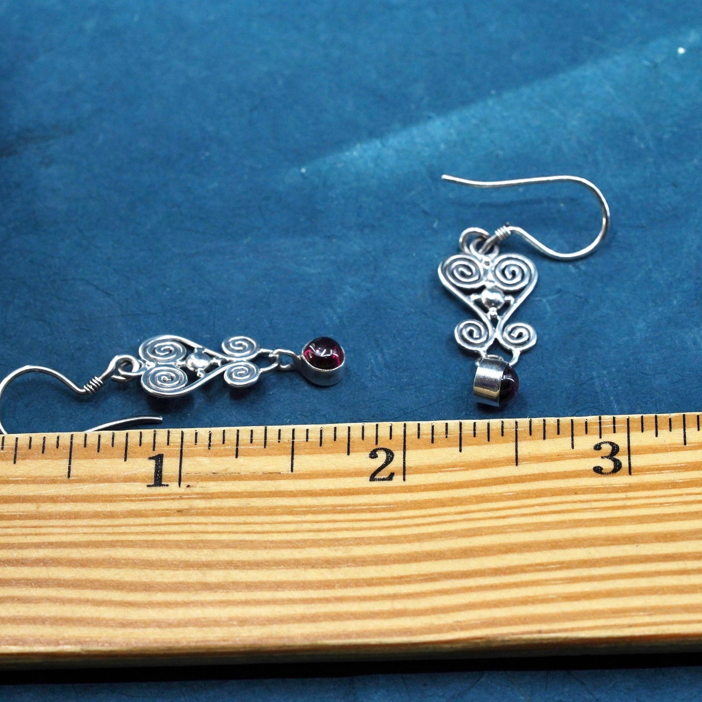 Vintage Sterling Silver handmade Earrings. 925 swirl dangles with garnet