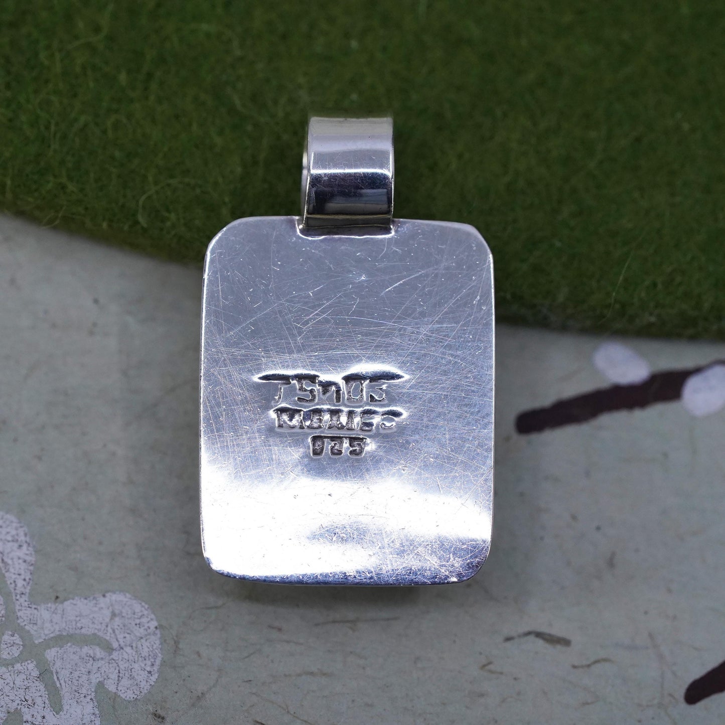 Vintage Mexican sterling 925 silver handmade pendant with white cats eye