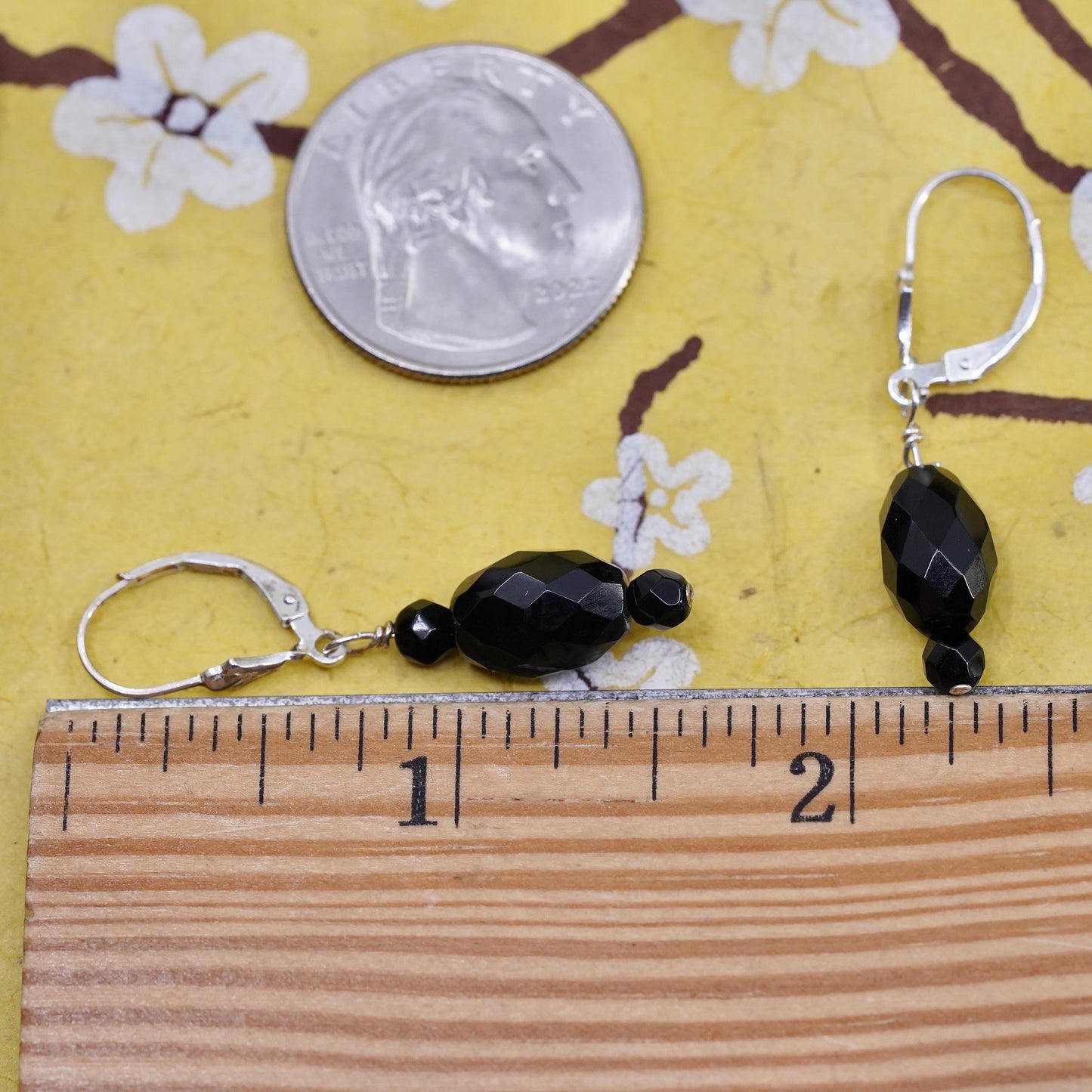 Vintage Sterling 925 silver handmade earrings onyx beads lever back closing