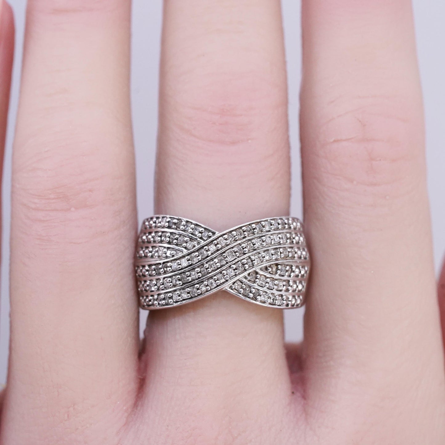 Size 8.25, vintage Sterling 925 silver band ring with cluster genuine diamonds