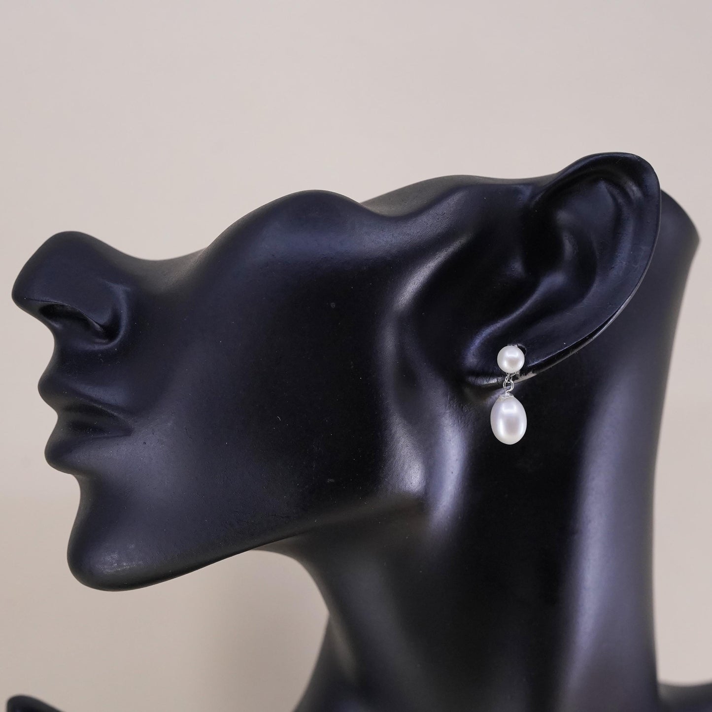 Vintage Sterling 925 silver handmade earrings with oval shaped freshwater pearl