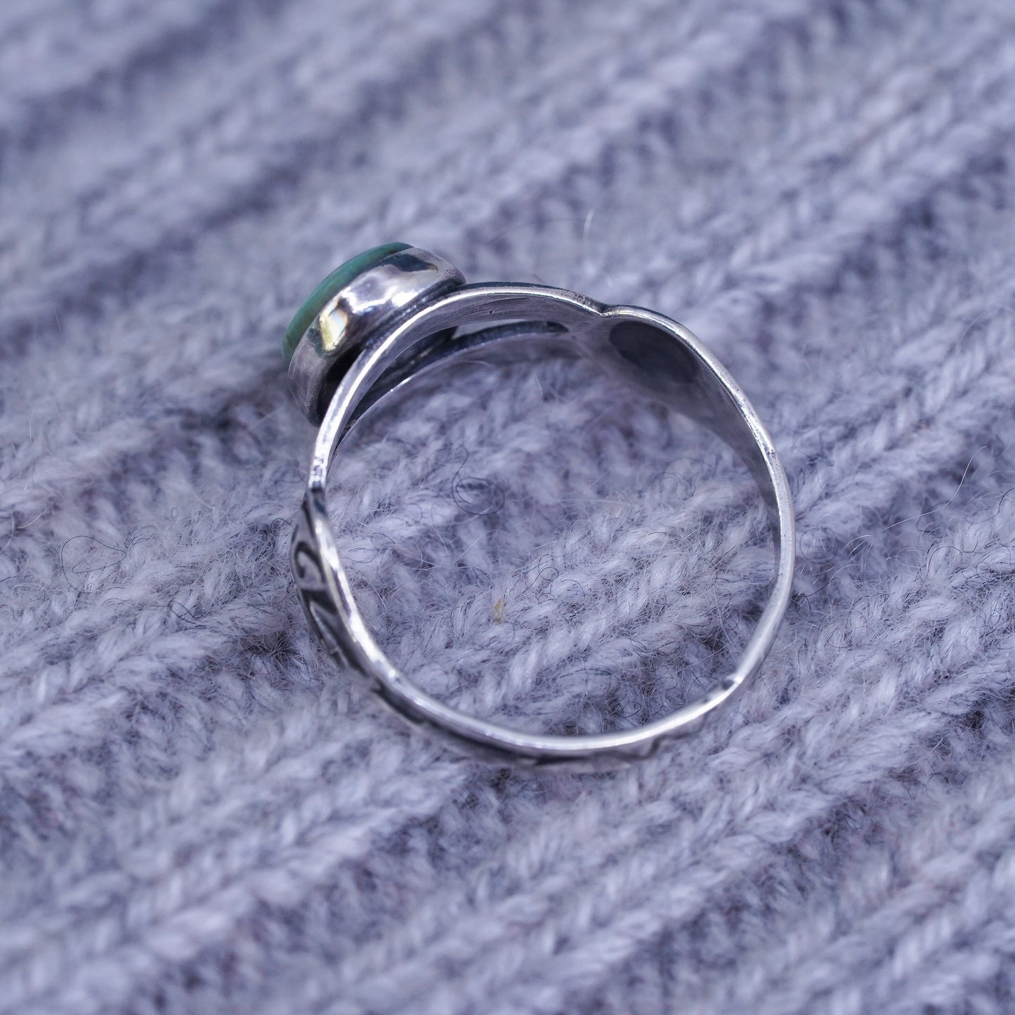 Size 7.5, Sterling 925 silver ring, Native American, southwestern w/ turquoise