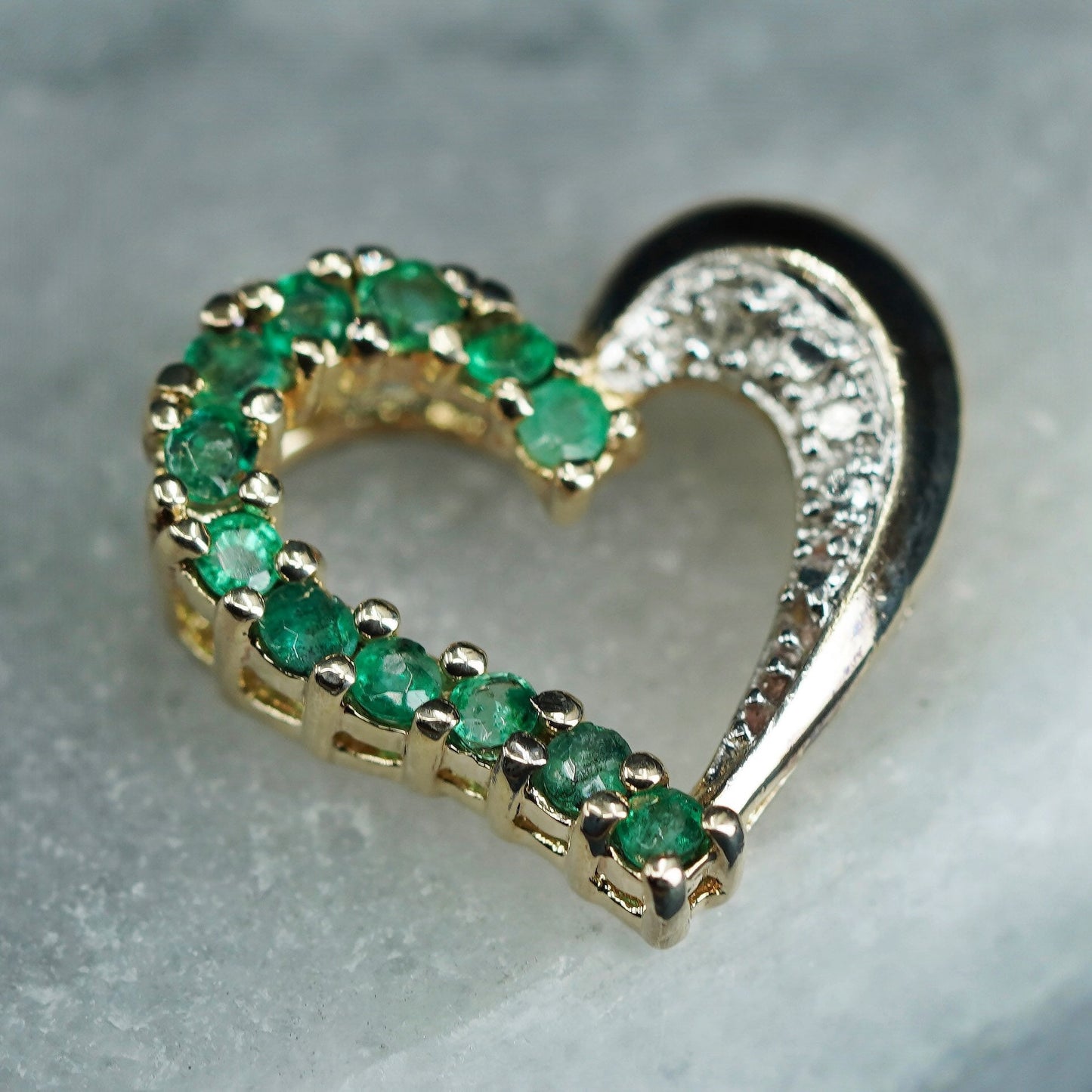 vermeil yellow gold over Sterling silver pedant, 925 heart with emerald diamond