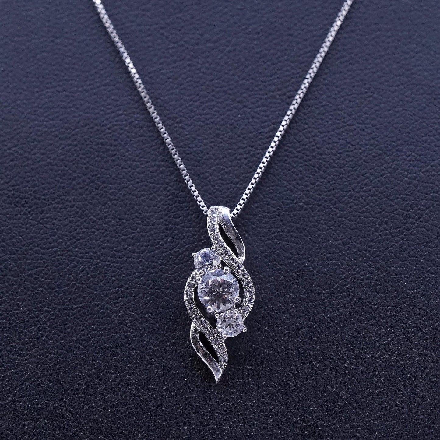 18”, vintage Sterling 925 silver handmade box pendant necklace with cz pendant