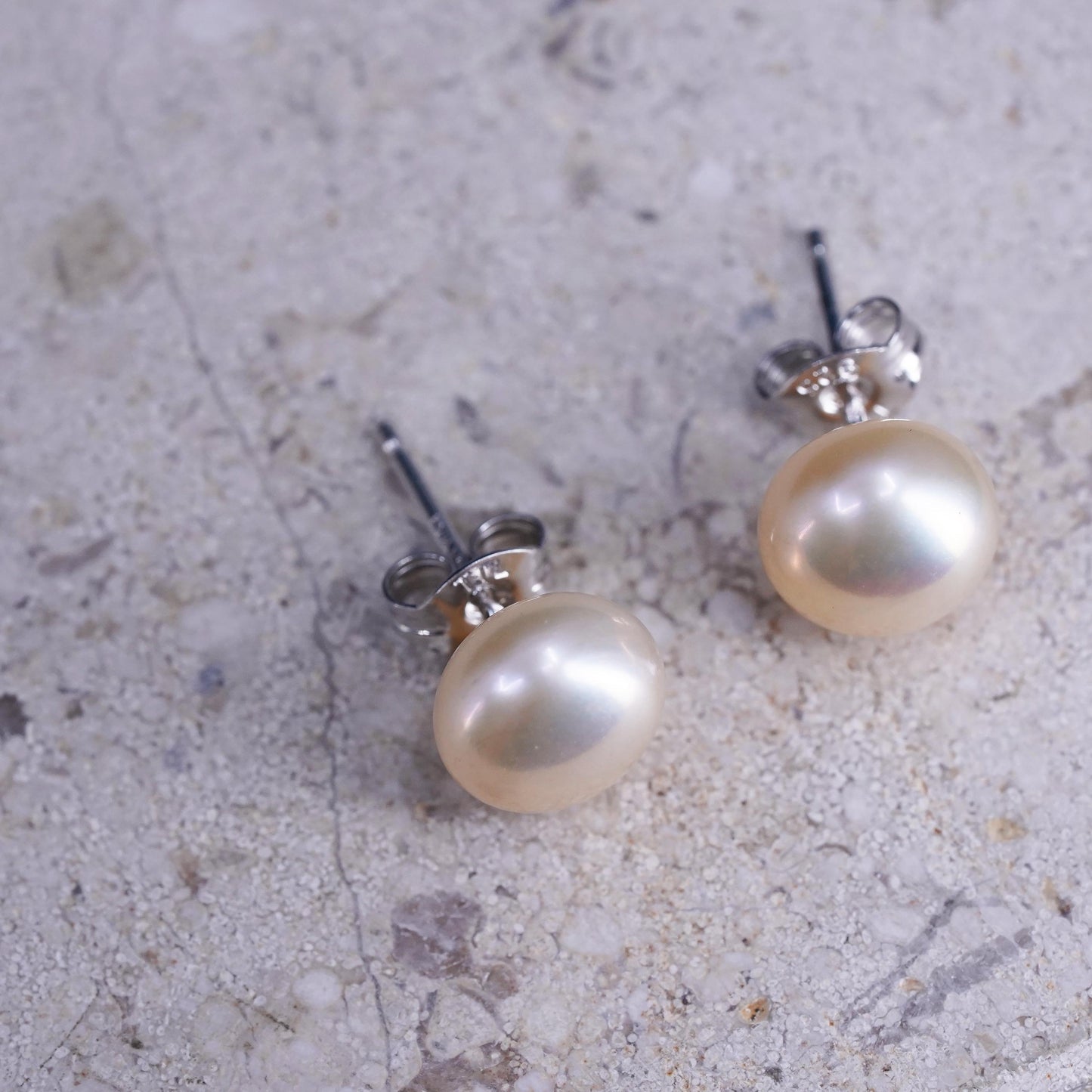 7mm, Sterling 925 silver with freshwater pearl studs earrings