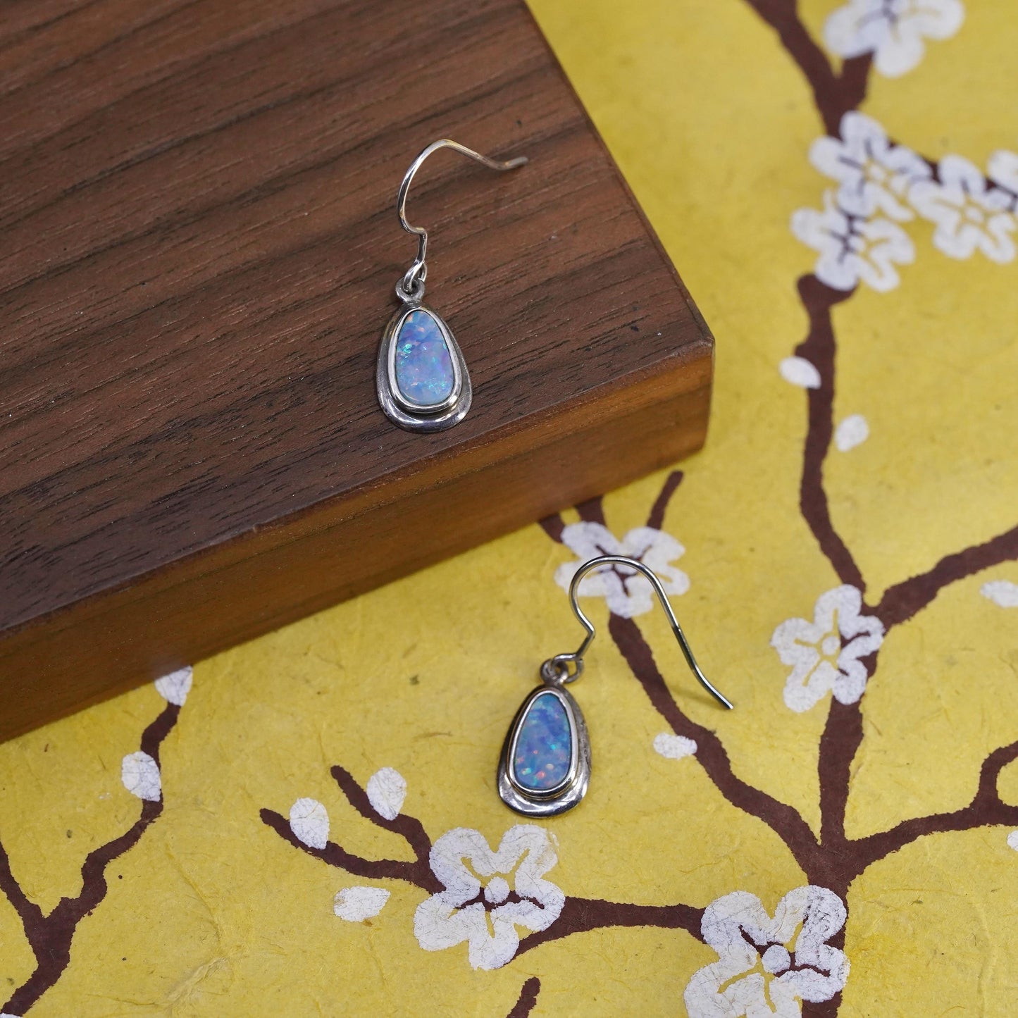 Vintage Native American southwestern Sterling 925 silver handmade earrings opal