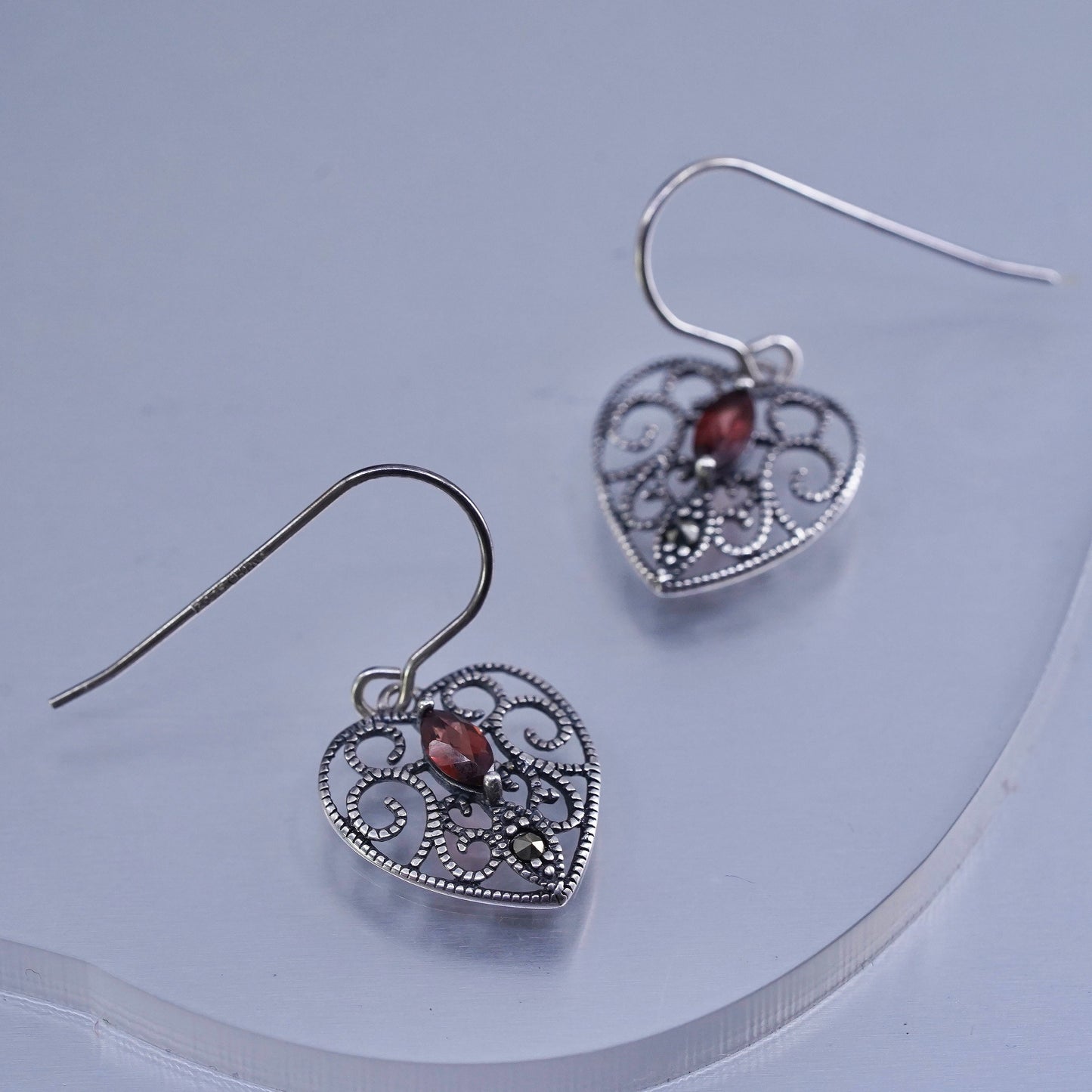 Vintage Sterling 925 silver filigree heart earrings with garnet