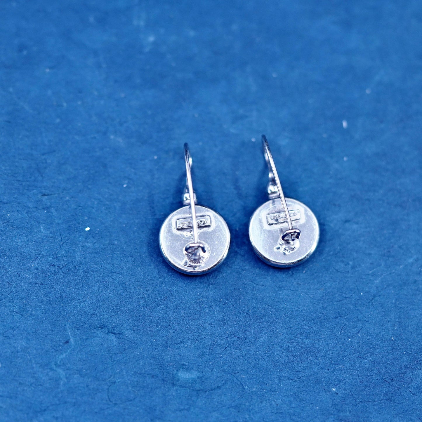 1626 AR sterling silver handmade earrings with red white round flower inlay