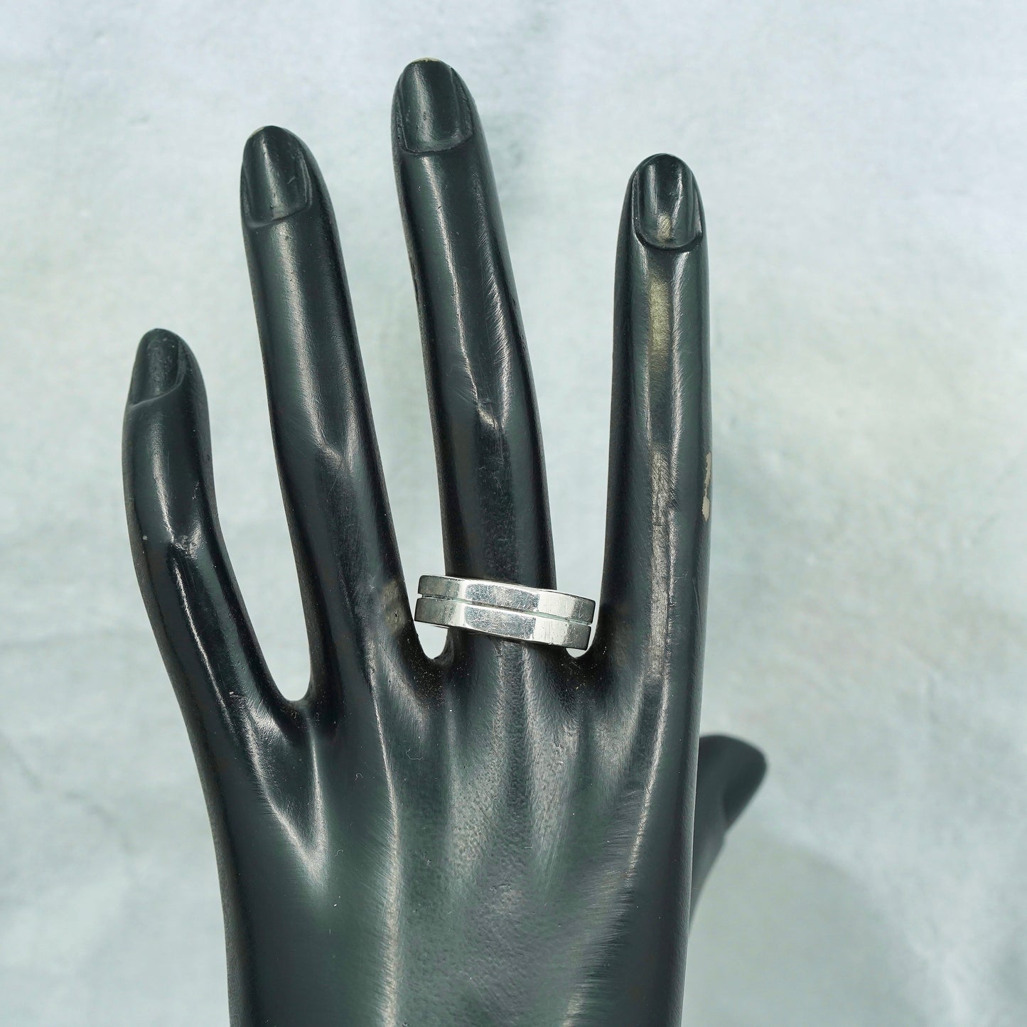 Size 8.5, vintage southwestern Sterling 925 silver statement ring, octagon band