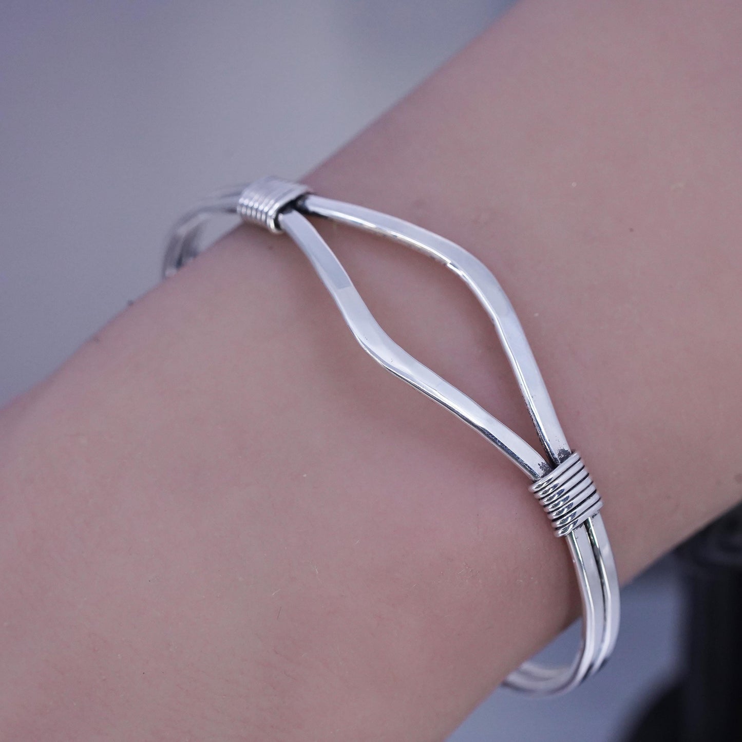 6.25", Native American Vintage T.Shea Sterling Silver cuff Bracelet with wire