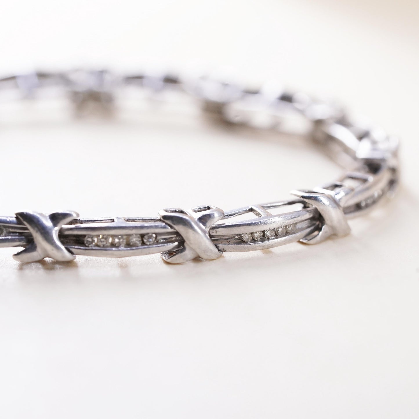 6.25", Vintage sterling 925 silver tennis bracelet with cluster diamond