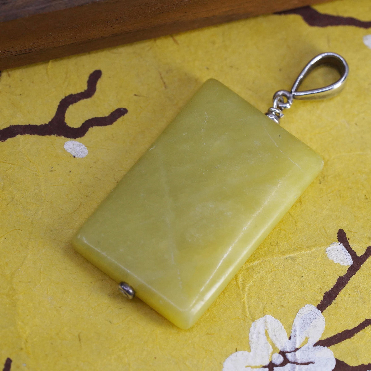 Vintage Sterling silver pendant, solid 925 silver bail with rectangular shaped jade