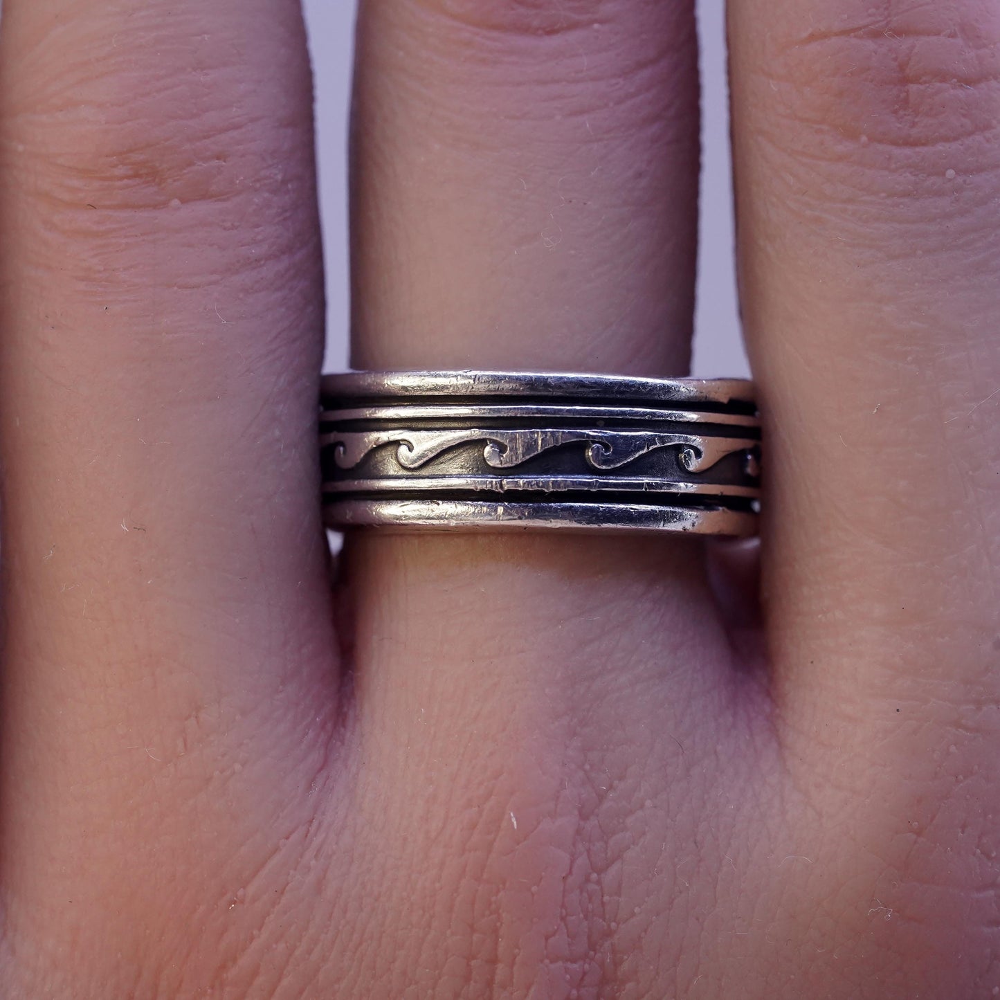 Size 9.25, Mexican sterling silver band, solid 925 silver spinner ring wave