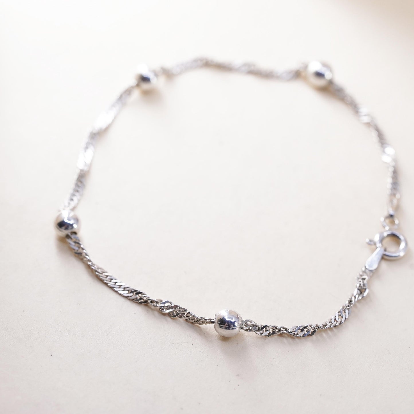7.75" Italian sterling silver bracelet, twisted curb link chain with 3mm beads